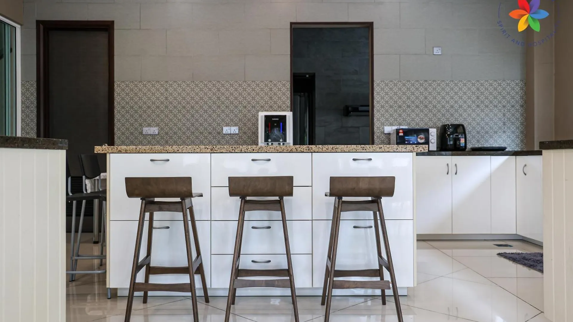 Private Studio In Bungalow By Lilyandloft سوبانغ جايا