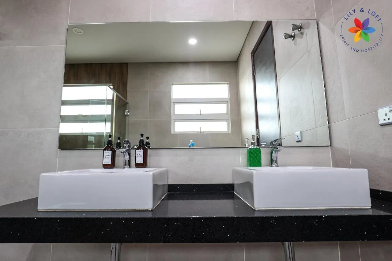 Private Studio In Bungalow By Lilyandloft Subang Jaya 0*,