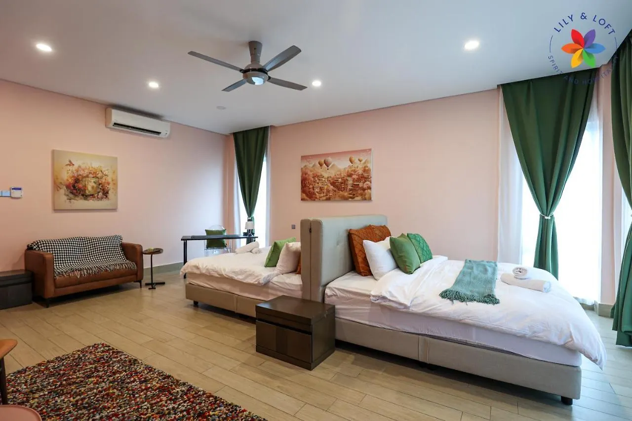 Private Studio In Bungalow By Lilyandloft Subang Jaya Guest house