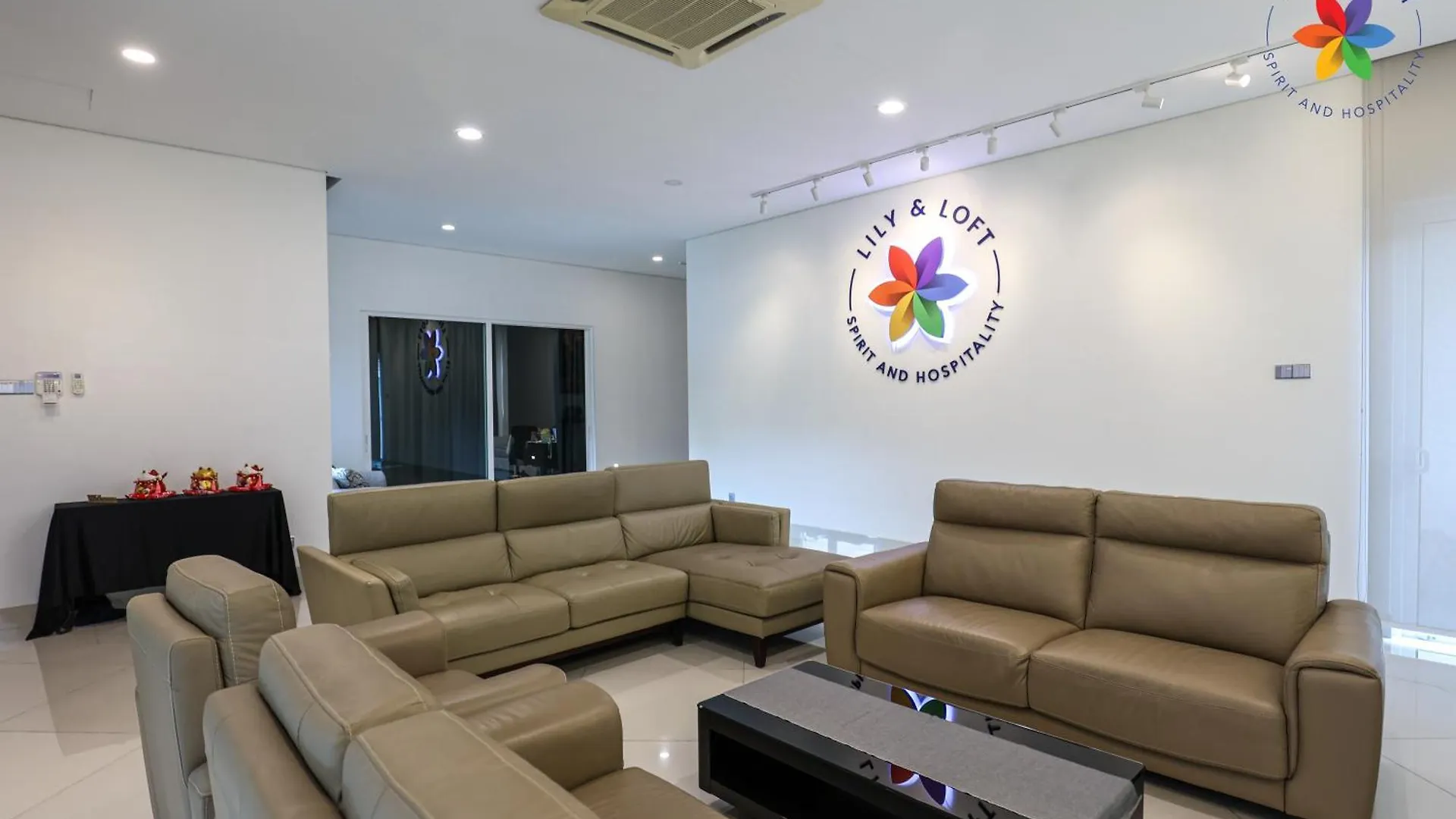 Private Studio In Bungalow By Lilyandloft Subang Jaya Guest house